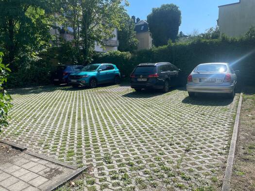Außenstellplatz zur Miete provisionsfrei 30 € Oehmestr. 3 Blasewitz Dresden 01277