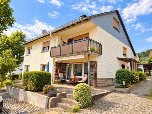 Mehrfamilienhaus zum Kauf 279.000 € 8 Zimmer 210 m² 726 m² Grundstück Helsa Helsa 34298