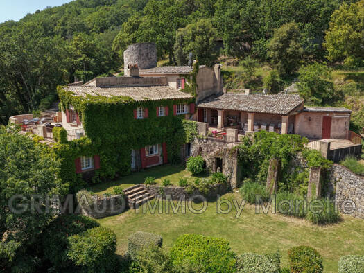 Haus zum Kauf als Kapitalanlage geeignet 1.895.000 € 16 Zimmer 395 m² 28.804 m² Grundstück La Garde-Freinet 83680