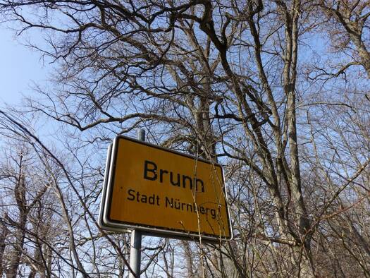 Grundstück zum Kauf 697.000 € 1.721 m² Grundstück Baugenehmigung vorhanden frei ab sofort Brunn Östliche Außenstadt 90475
