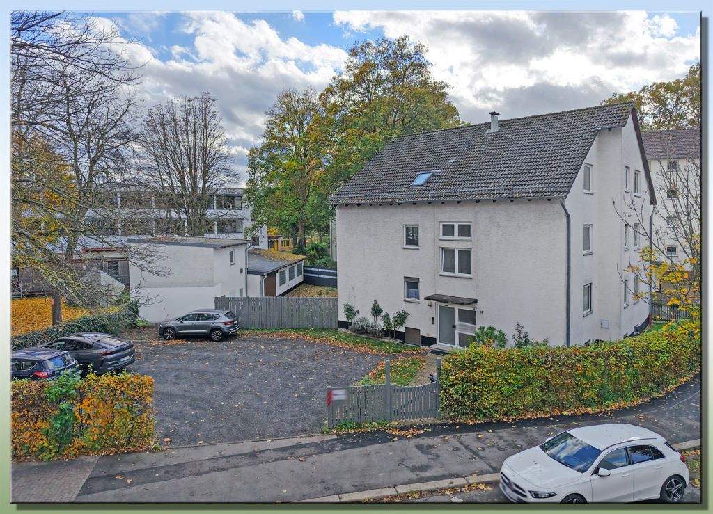 6 Wohnungen und eine praktische Hallen-Lagerfläche, in zentraler Lage von Kassel