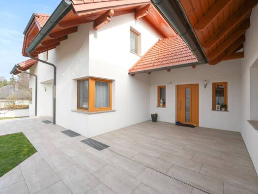 Mehrfamilienhaus zum Kauf 698.000 € 5 Zimmer 184 m² 697 m² Grundstück Wels Wels 4600