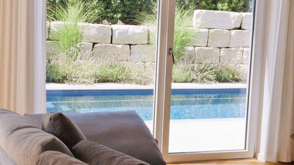 Einfamilienhaus zum Kauf - Erstbezug 1.980.000 € 4 Zimmer 195 m² 719 m² Grundstück frei ab sofort Sulzbach Donaustauf 93093