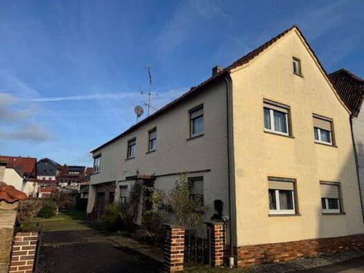 Einfamilienhaus zum Kauf 90.000 € 6 Zimmer 150 m² 458 m² Grundstück Gemünda Seßlach 96145