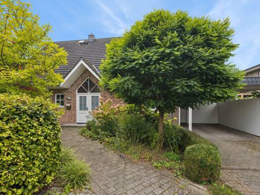 Einfamilienhaus zum Kauf 1.295.000 € 5 Zimmer 170 m² 1.038 m² Grundstück frei ab 16.11.2026 Schnelsen Hamburg 22457