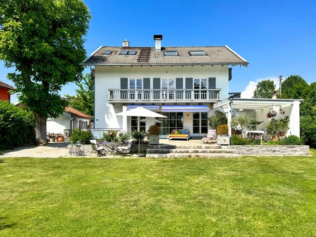 Haus zum Kauf 7 Zimmer 220 m² 637 m² Grundstück Prien Prien am Chiemsee 83209