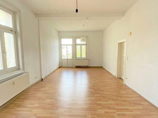 Wohnung zur Miete 530 € 2 Zimmer 72 m² 2. Geschoss Trierer Straße 24 Westvorstadt Weimar 99423