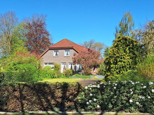 Einfamilienhaus zur Miete 1.200 € 7 Zimmer 249 m² 1.297 m² Grundstück Wymeer Bunde 26831
