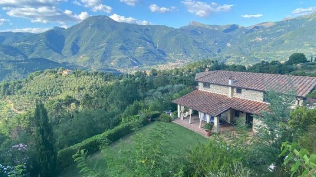 Einfamilienhaus zum Kauf 1.900.000 € 7 Zimmer 350 m² 2.000 m² Grundstück Forte dei marmi 55042