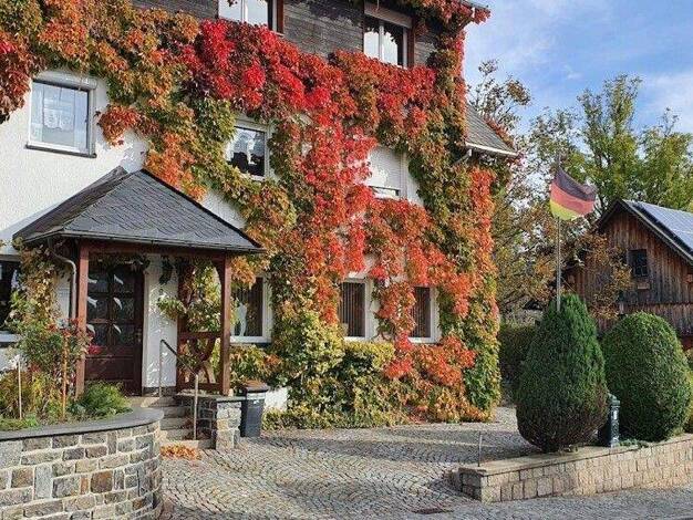 Praxis zur Miete 600 € 3 Zimmer 62,1 m² Bürofläche Waschleither Straße 9 Beierfeld Grünhain-Beierfeld 08344