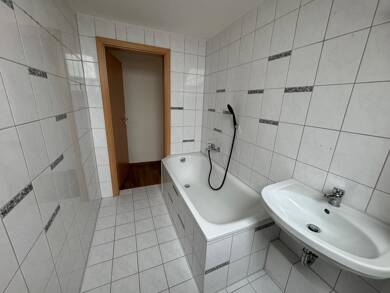 Wohnung zur Miete 398 € 3 Zimmer 67 m² Dachgeschoss Lossastraße 7 Eilenburg Eilenburg 04838