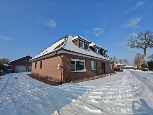 Mehrfamilienhaus zum Kauf provisionsfrei 330.000 € 7 Zimmer 234 m² 901 m² Grundstück Markhausen Friesoythe 26169