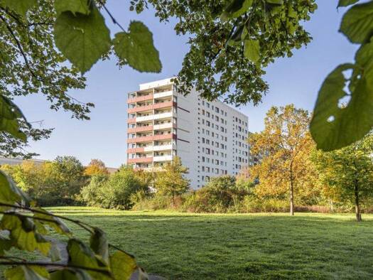 Wohnung zur Miete 718 € 4 Zimmer 89,8 m² 3. Geschoss Alte Salzstraße 102 Grünau-Ost Leipzig 04209