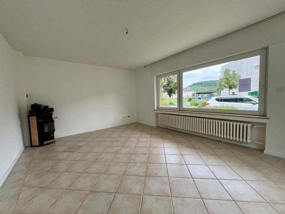 Doppelhaushälfte zur Miete 1.200 € 5 Zimmer 133 m²<br/>Wohnfläche 325 m²<br/>Grundstück Ahrweiler Bad Neuenahr-Ahrweiler / Walporzheim 53474