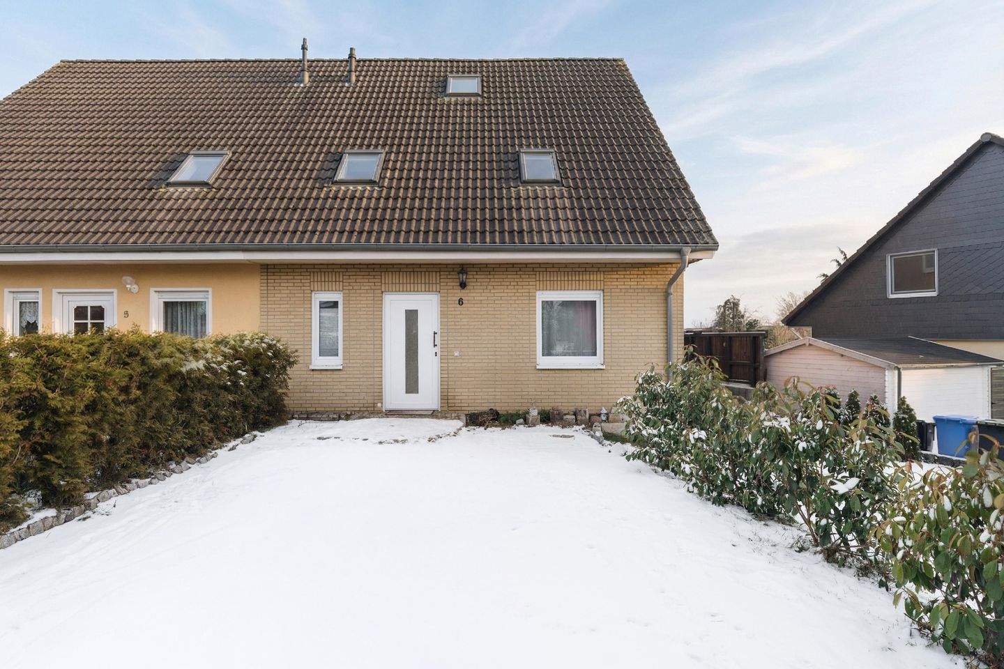 Immobilie in Beetzsee - Zuhause im Grünen - Gemütliche Doppelhaushälfte mit Kamin und Garten - Bild 0