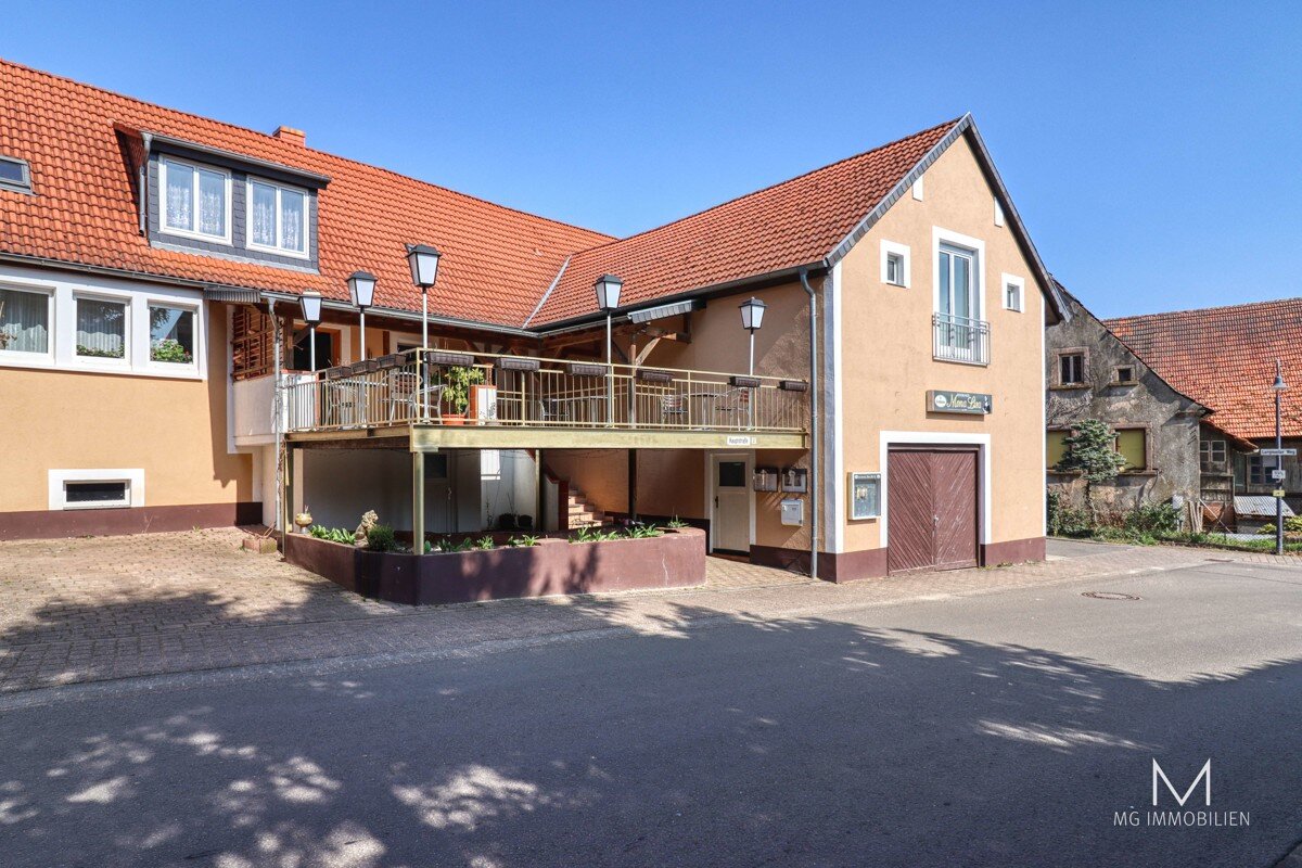 Haus zum Kauf 250.000 € 12 Zimmer 260 m²<br/>Wohnfläche 728 m²<br/>Grundstück ab sofort<br/>Verfügbarkeit Gonbach 67724