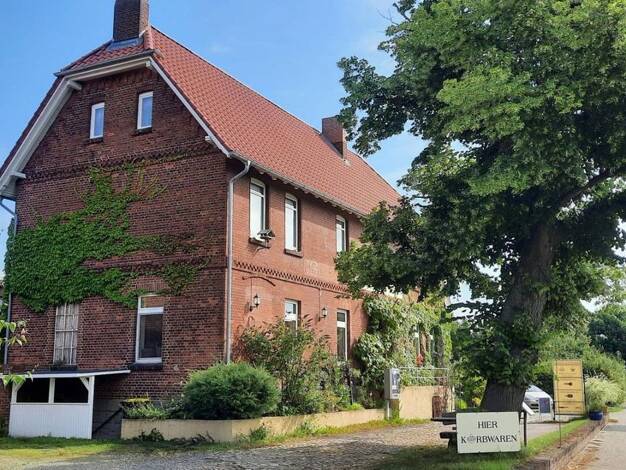 Mehrfamilienhaus zum Kauf provisionsfrei 665.000 € 15 Zimmer 420 m² 2.717 m² Grundstück Hauptstr.20 Stöcken Oetzen - Stöcken 29588
