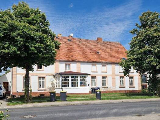 Mehrfamilienhaus zum Kauf als Kapitalanlage geeignet 195.000 € 12 Zimmer 490,8 m² 568 m² Grundstück Tremmen Ketzin/Havel 14669