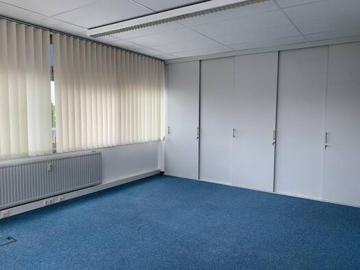 Bürofläche zur Miete 850 € 4 Zimmer 102 m² Bürofläche Kirrlach Waghäusel 68753