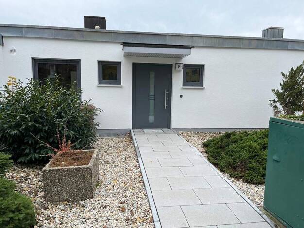 Reihenmittelhaus zum Kauf 398.000 € 5 Zimmer 124,7 m² 369 m² Grundstück Straubing 94315