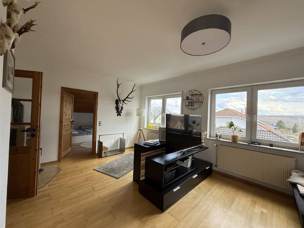 Immobilie in Welschneudorf - Charmante Dachgeschosswohnung mit Balkon - Bild 2