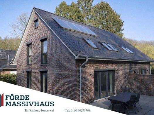 Doppelhaushälfte zum Kauf - Erstbezug 462.000 € 4 Zimmer 110 m² 401 m² Grundstück frei ab 01.05.2027 Selent 24238