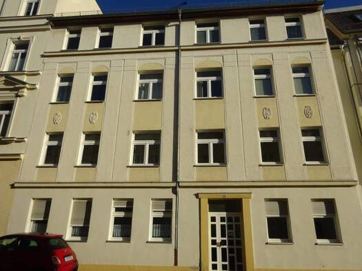Wohnung zur Miete 380 € 3 Zimmer 76 m² Uhlandstr. 14 Innenstadt Gera 07545