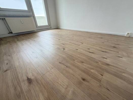 Wohnung zur Miete 586 € 5 Zimmer 97,7 m² 5. Geschoss Friesenweg 118 Chrieschwitz Plauen 08529