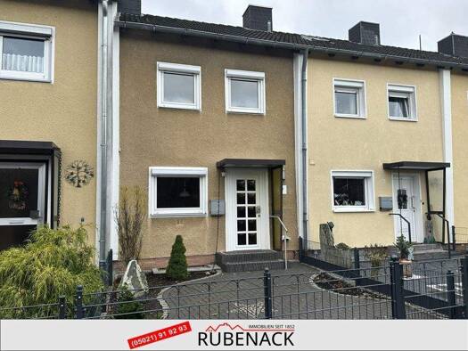 Reihenmittelhaus zum Kauf 149.500 € 4 Zimmer 76 m² 168 m² Grundstück Nienburg 31582