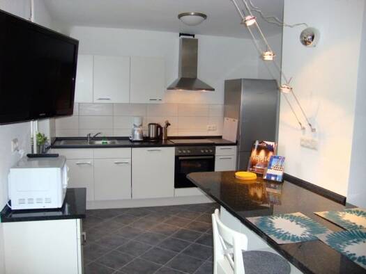 Wohnung zur Miete auf Zeit 1.140 € 2 Zimmer 65 m² Kernstadt Paderborn 33102