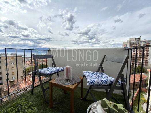 Wohnung zur Miete 650 € 2 Zimmer 39 m² 5. Geschoss Belveder, Rijeka Belveder - Kozala