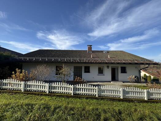 Einfamilienhaus zum Kauf 319.000 € 5 Zimmer 205 m² 812 m² Grundstück Drachselsried 94256