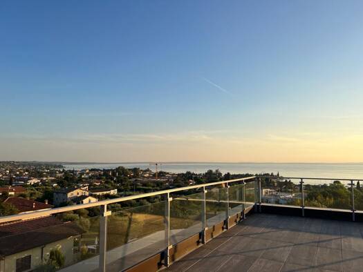 Penthouse zum Kauf 1.390.000 € 3 Zimmer 178 m² 1. Geschoss frei ab sofort Bardolino 37011