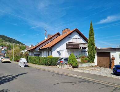Wohnung zum Kauf 115.000 € 1 Zimmer 35 m² EG Erlabrunn 97250