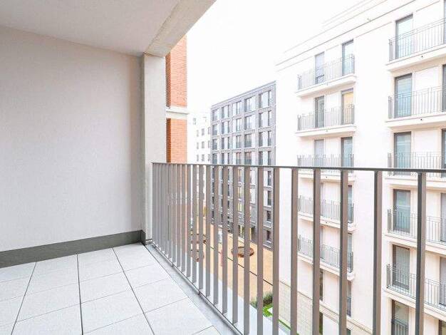 Wohnung zur Miete 1.281 € 3 Zimmer 82 m² 4. Geschoss frei ab 01.12.2025 Gref-Völsing-Straße 25 Ostend Frankfurt-Ostend 60314