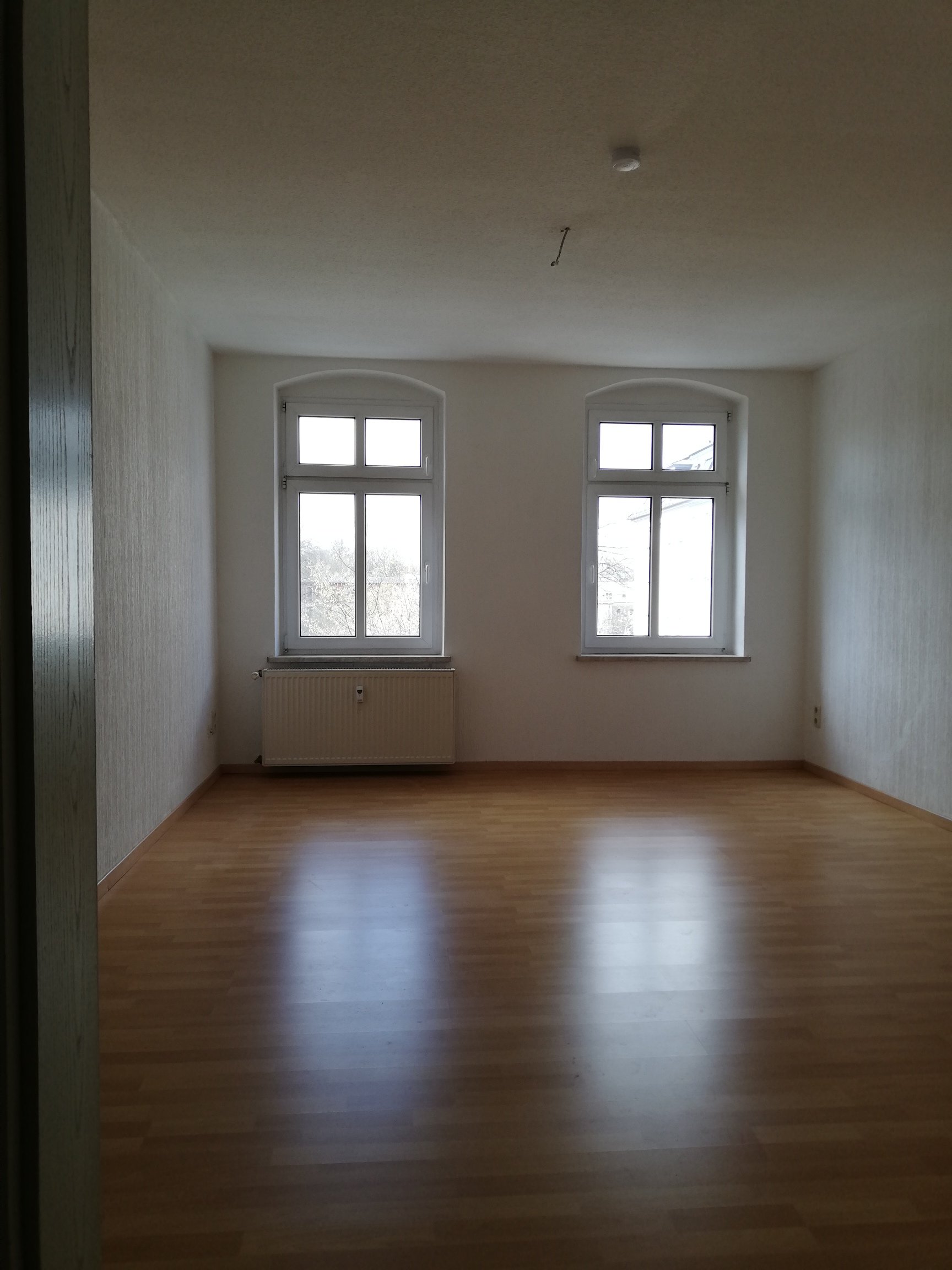 Wohnung zur Miete 350 € 2 Zimmer 70 m²<br/>Wohnfläche 2.<br/>Geschoss ab sofort<br/>Verfügbarkeit Döbeln Döbeln 04720