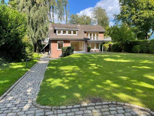 Haus zur Miete 2.800 € 7 Zimmer 239 m² 999 m² Grundstück Volksdorf Hamburg 22359