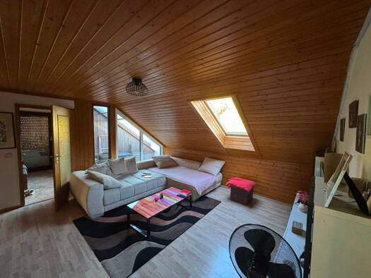 Wohnung zur Miete 850 € 4 Zimmer 85 m² Geschoss 2/3 frei ab 01.12.2026 Nordheim Nordheim 74226