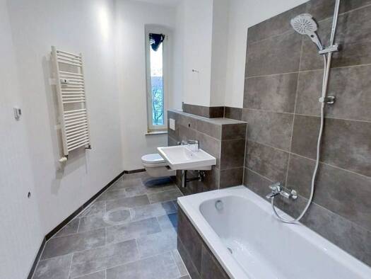 Wohnung zum Kauf 135.000 € 3 Zimmer 87 m² 2. Geschoss Bitterfeld Bitterfeld-Wolfen 06749