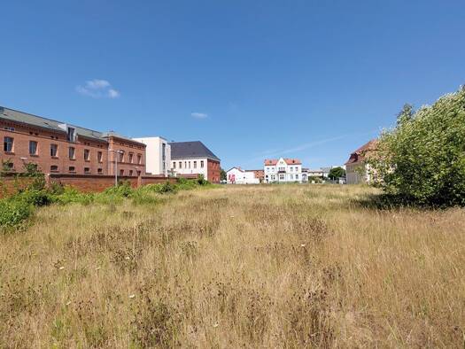 Grundstück zum Kauf 59.000 € 2.883 m² Grundstück Clara-Zetkin-Straße 14 a Demmin Demmin 17109