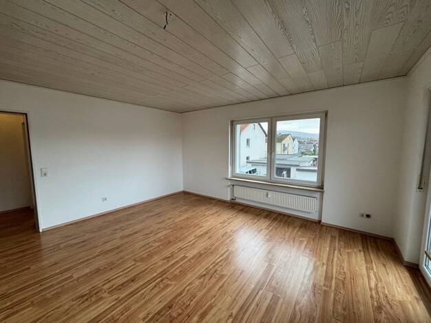 Mehrfamilienhaus zum Kauf als Kapitalanlage geeignet 649.000 € 10 Zimmer 261 m² 634 m² Grundstück Eschau Eschau 63863