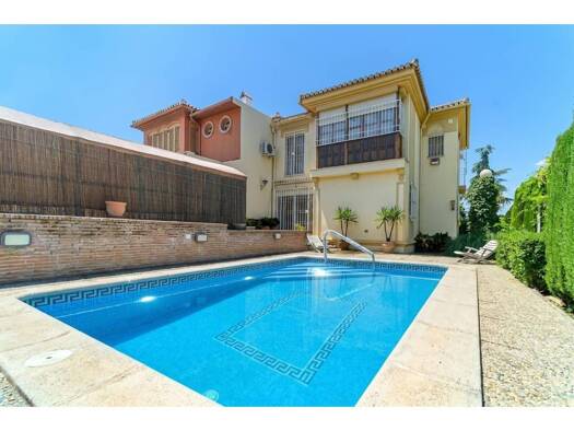 Chalet zum Kauf 362.000 € 5 Zimmer 260 m² 356 m² Grundstück Albolote 18220