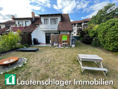 Reihenendhaus zur Miete 1.200 € 4,5 Zimmer 122 m² 325 m² Grundstück frei ab 01.07.2025 Neumarkt Neumarkt in der Oberpfalz 92318