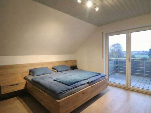 Wohnung zur Miete 850 € 3 Zimmer 82 m² Geschoss 2/3 frei ab 01.03.2026 Adelsdorf 91325