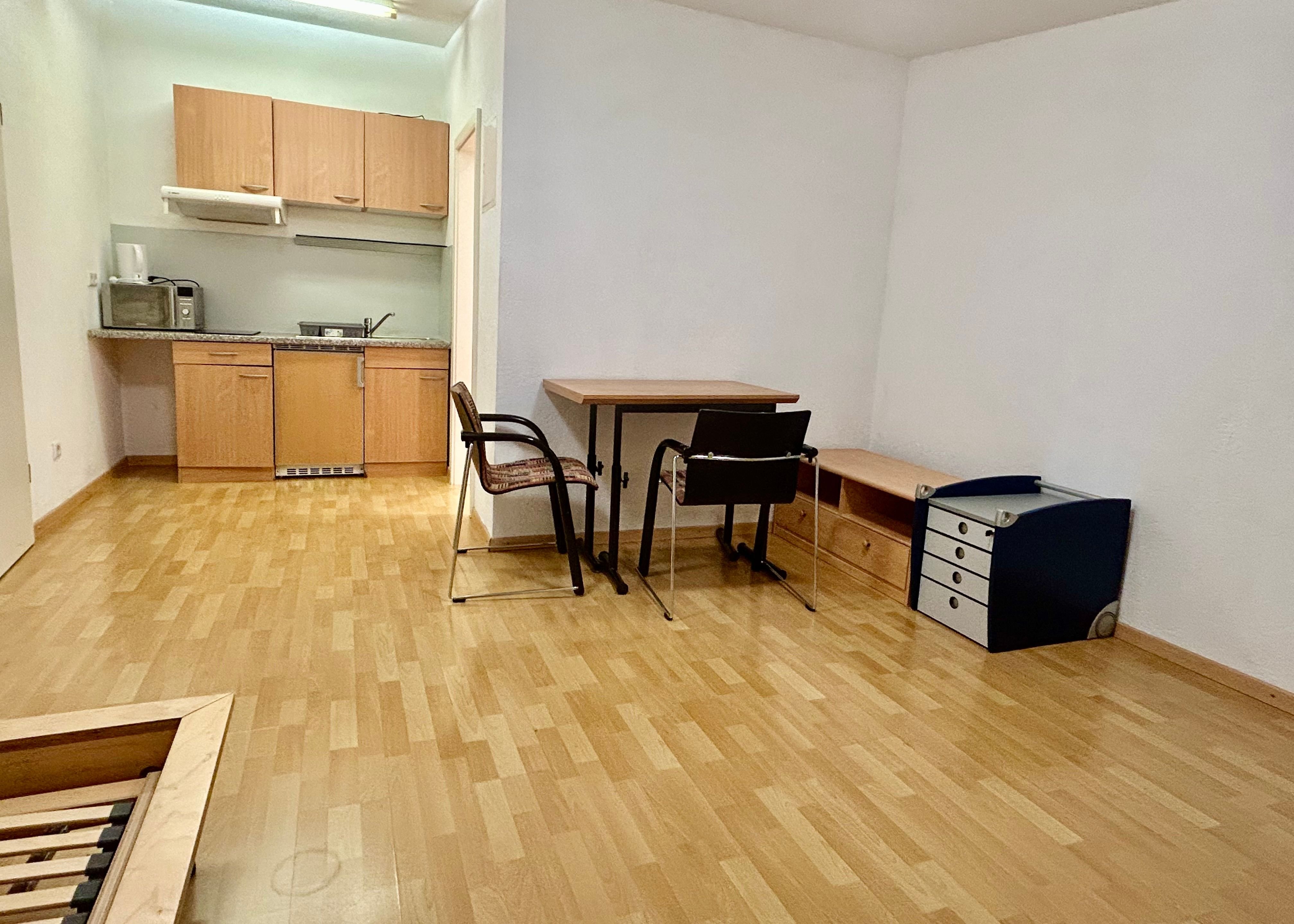 Studio zur Miete 840 € 1 Zimmer 34 m²<br/>Wohnfläche 1.<br/>Geschoss ab sofort<br/>Verfügbarkeit Urbach Urbach 73660