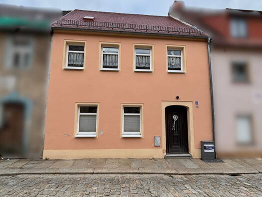 Reihenmittelhaus zum Kauf 105.000 € 3 Zimmer 90 m² 90 m² Grundstück frei ab sofort Klostergasse 3 Bischofswerda 01877