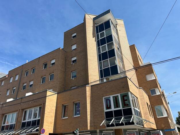 Wohnung zur Miete 320 € 1 Zimmer 43,4 m² 3. Geschoss Merseburger Straße 205 Damaschkestraße Süd 06112