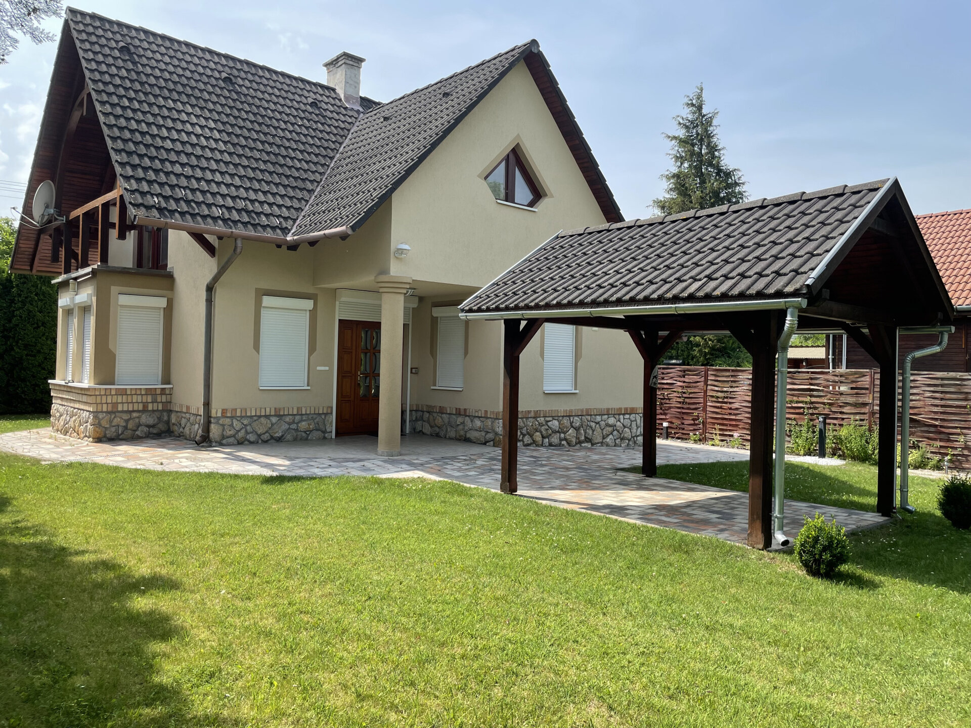 Einfamilienhaus zum Kauf provisionsfrei 270.000 € 5 Zimmer 135 m²<br/>Wohnfläche 503 m²<br/>Grundstück Balatonmariafürdo