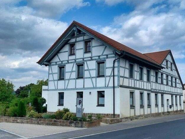 Einfamilienhaus zum Kauf 275.000 € 5,5 Zimmer 230 m² 660 m² Grundstück frei ab sofort Stadtlauringen 97488