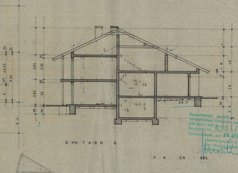Einfamilienhaus zur Miete 2.145 € 5,5 Zimmer 195 m² 900 m² Grundstück frei ab sofort Bolzenbach-Schümmerich Lindlar 51789